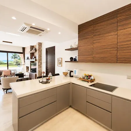 Emerald Seafront * Ayia Napa